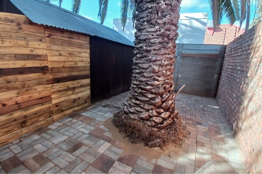 4 Bedroom Property for Sale in Herlear Northern Cape